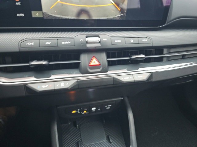 New 2025 Kia K4 GT-Line w/ GT-Line Sunroof Package image 15