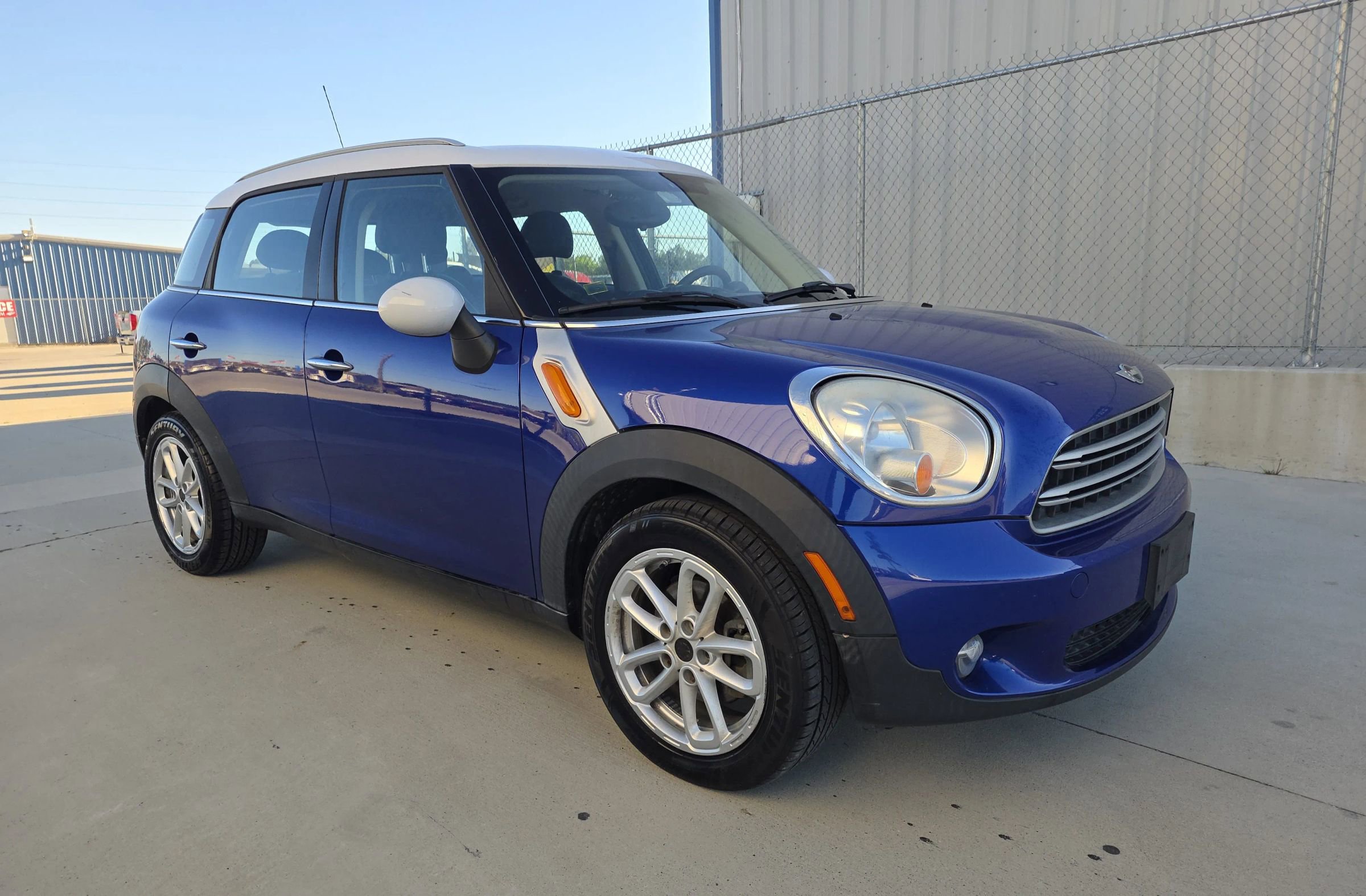Used 2015 MINI Cooper Countryman Cooper Hatchback 4D image 7