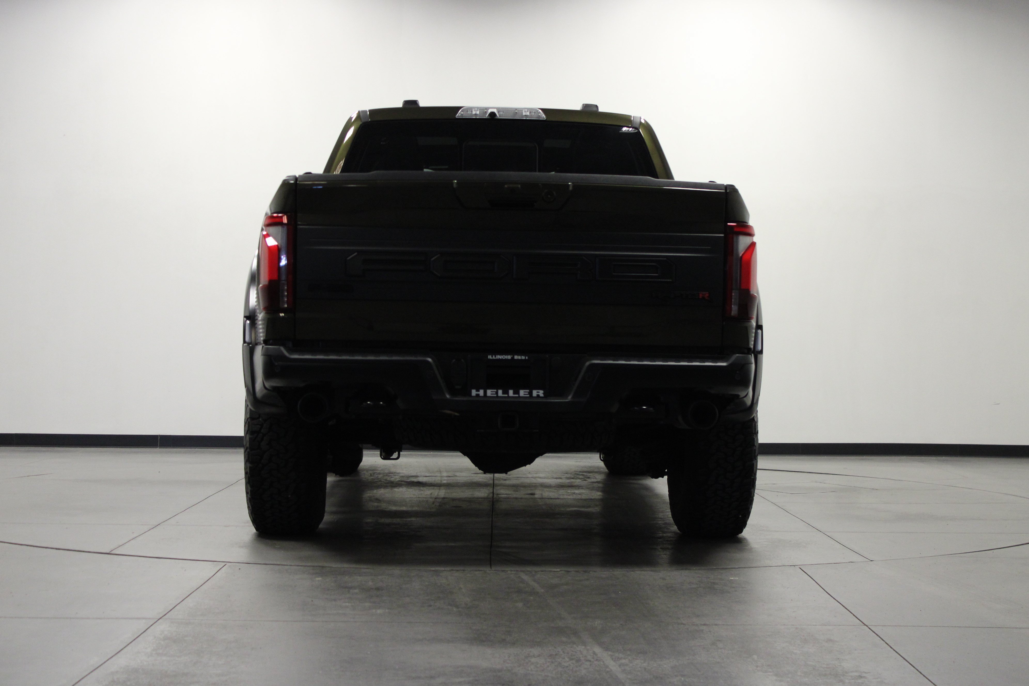 Used 2025 Ford F150 Raptor w/ Equipment Group 803A Raptor R AWD/4WD image 5