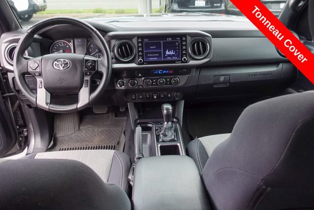 Certified 2021 Toyota Tacoma TRD Off-Road w/ Technology Package AWD/4WD image 4