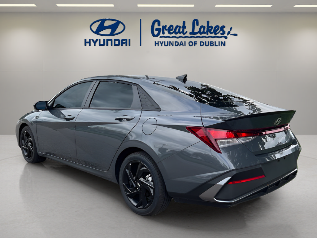 Certified 2026 Hyundai Elantra Sport FWD image 3