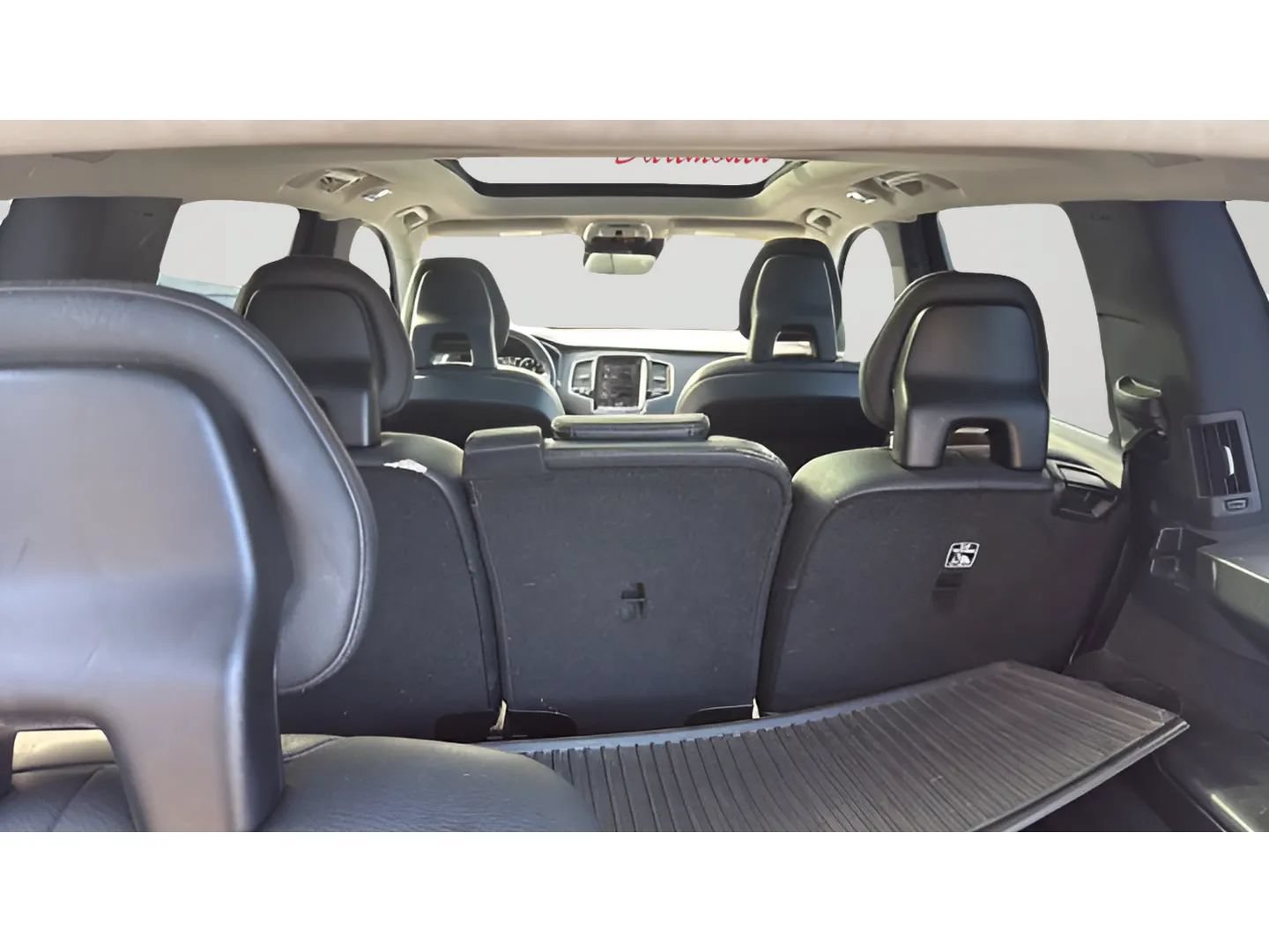 Used 2016 Volvo XC90 T6 Momentum w/ Momentum Plus Package AWD/4WD image 7