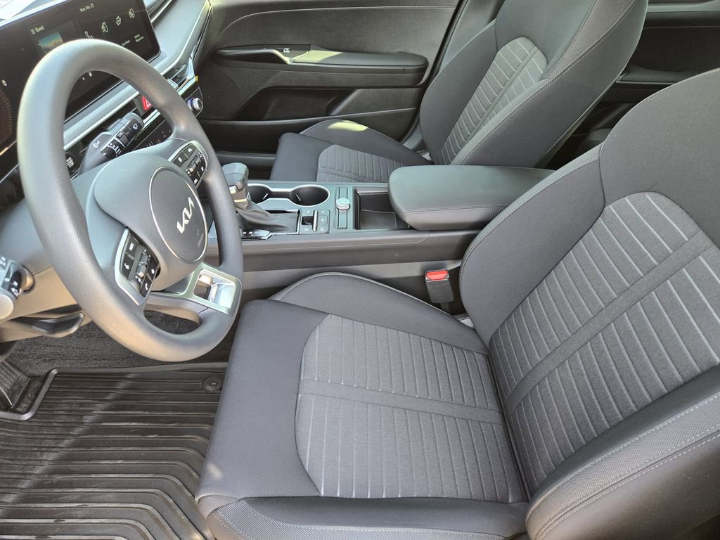 New 2026 Kia K5 LXS FWD image 10
