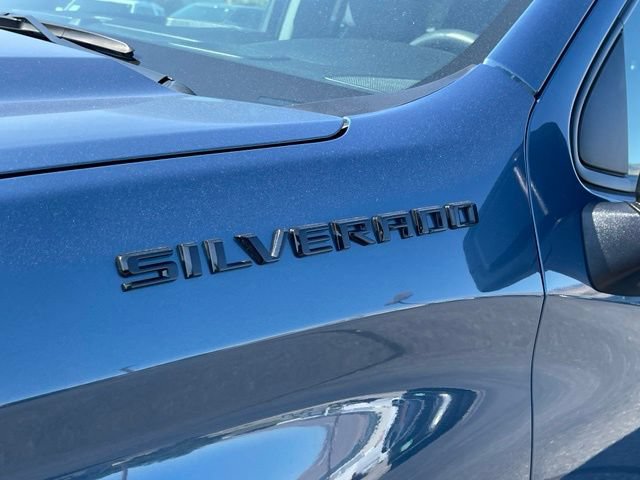 Used 2024 Chevrolet Silverado 1500 Custom w/ LPO, Dark Essentials Package AWD/4WD image 7