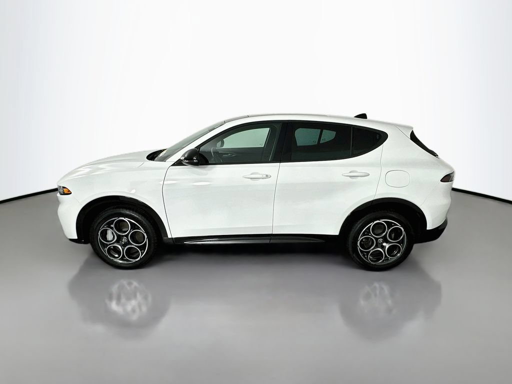 Used 2025 Alfa Romeo Tonale AWD/4WD image 4