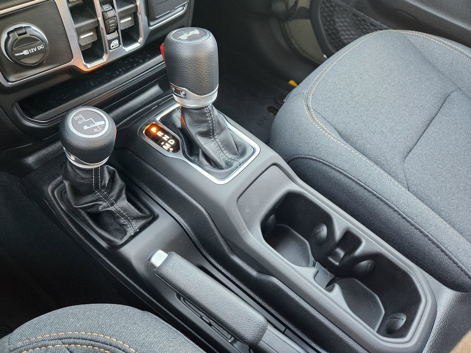 New 2026 Jeep Wrangler Unlimited Sport image 27