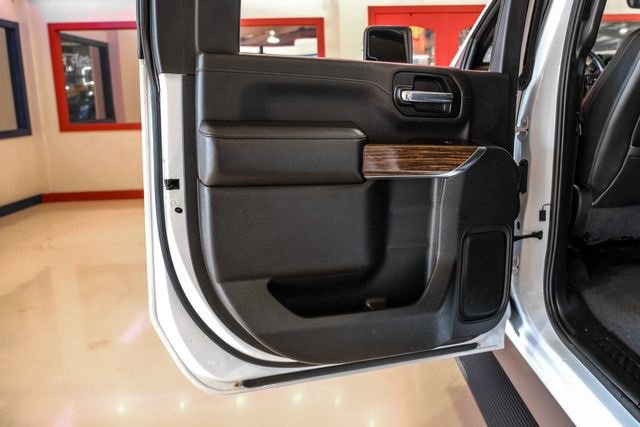 Used 2022 Chevrolet Silverado 3500 High Country w/ Technology Package image 41