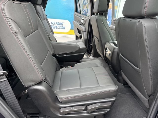 Used 2024 Chevrolet Tahoe RST w/ Luxury Package AWD/4WD image 31