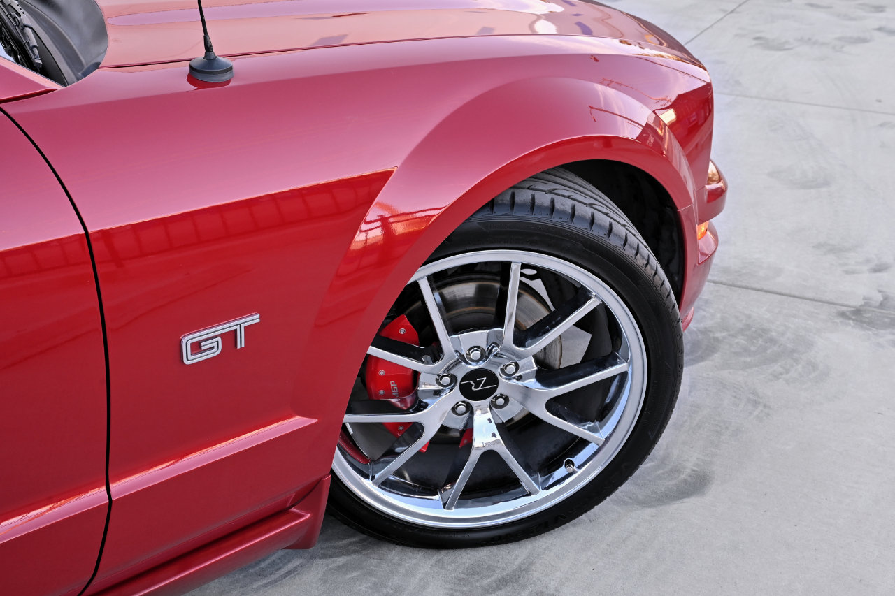 Used 2008 Ford Mustang GT Premium RWD image 32