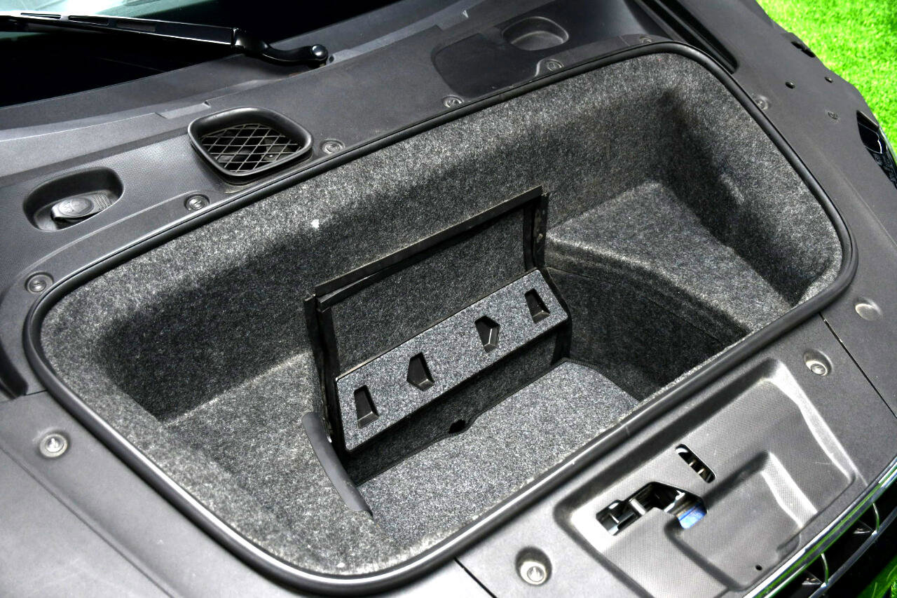 Used 2011 Audi R8 V10 image 21