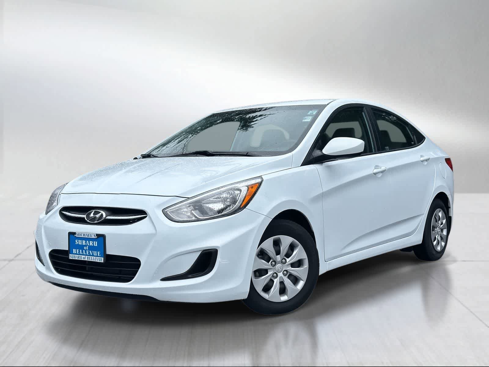 Used 2016 Hyundai Accent SE video 1