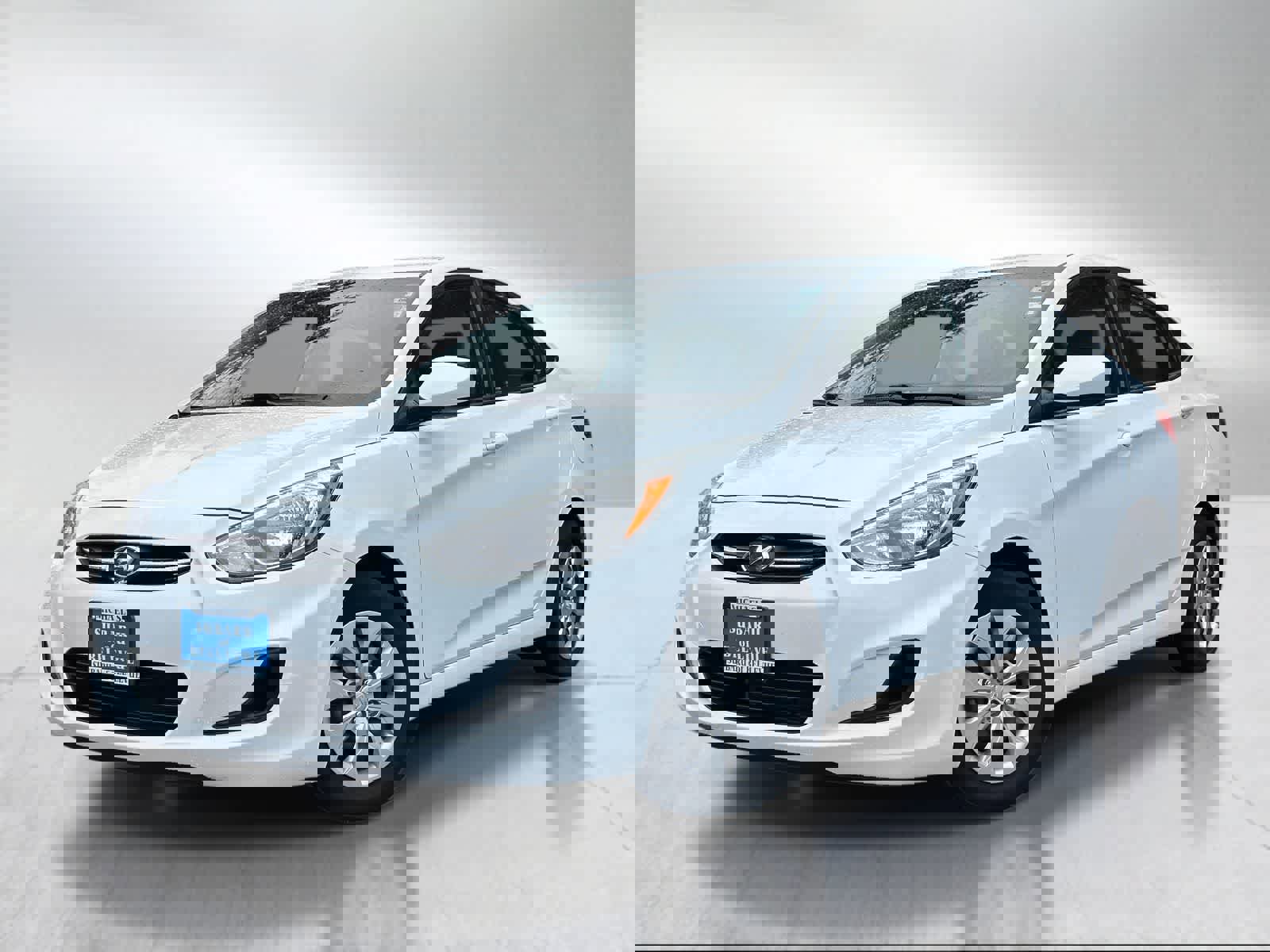 Used 2016 Hyundai Accent SE image 1