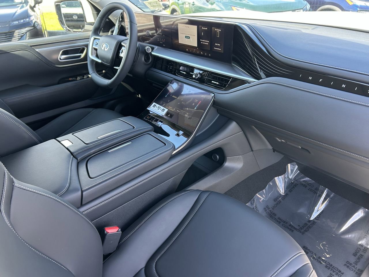 New 2026 INFINITI QX80 Pure image 8