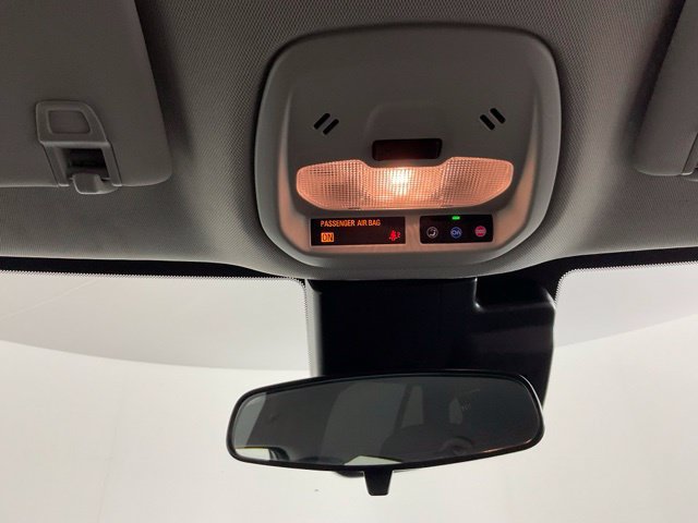 Used 2025 Chevrolet Trax LT FWD image 22