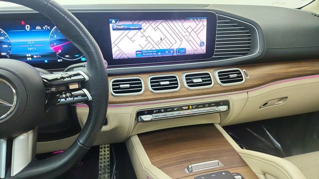 Used 2024 Mercedes-Benz GLS 450 4MATIC image 48