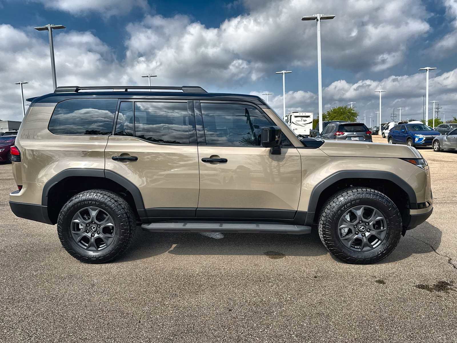 Used 2025 Lexus GX 550 image 10