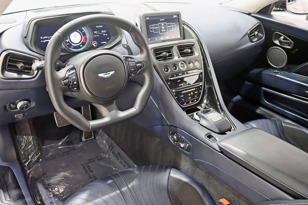 Used 2019 Aston Martin DB11 AMR RWD image 14