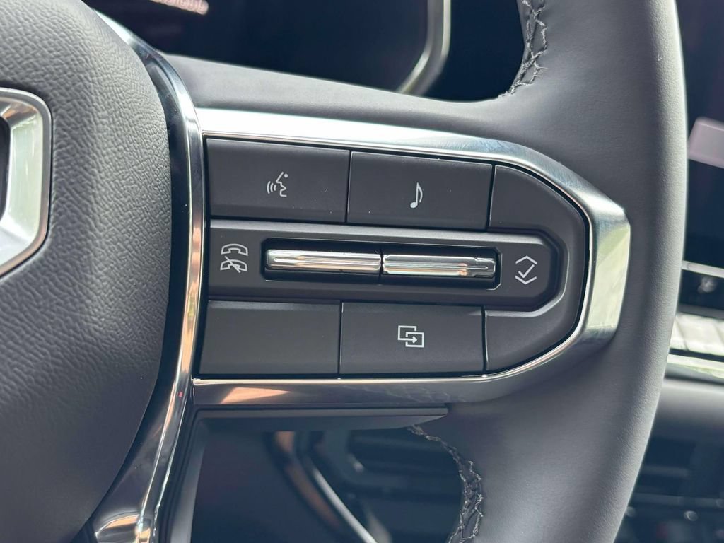 New 2026 GMC Canyon Elevation w/ Convenience Package RWD image 11