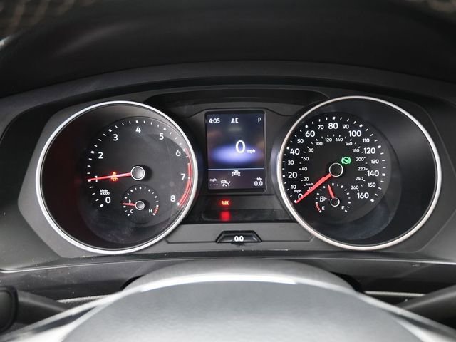 Used 2021 Volkswagen Tiguan SE image 32