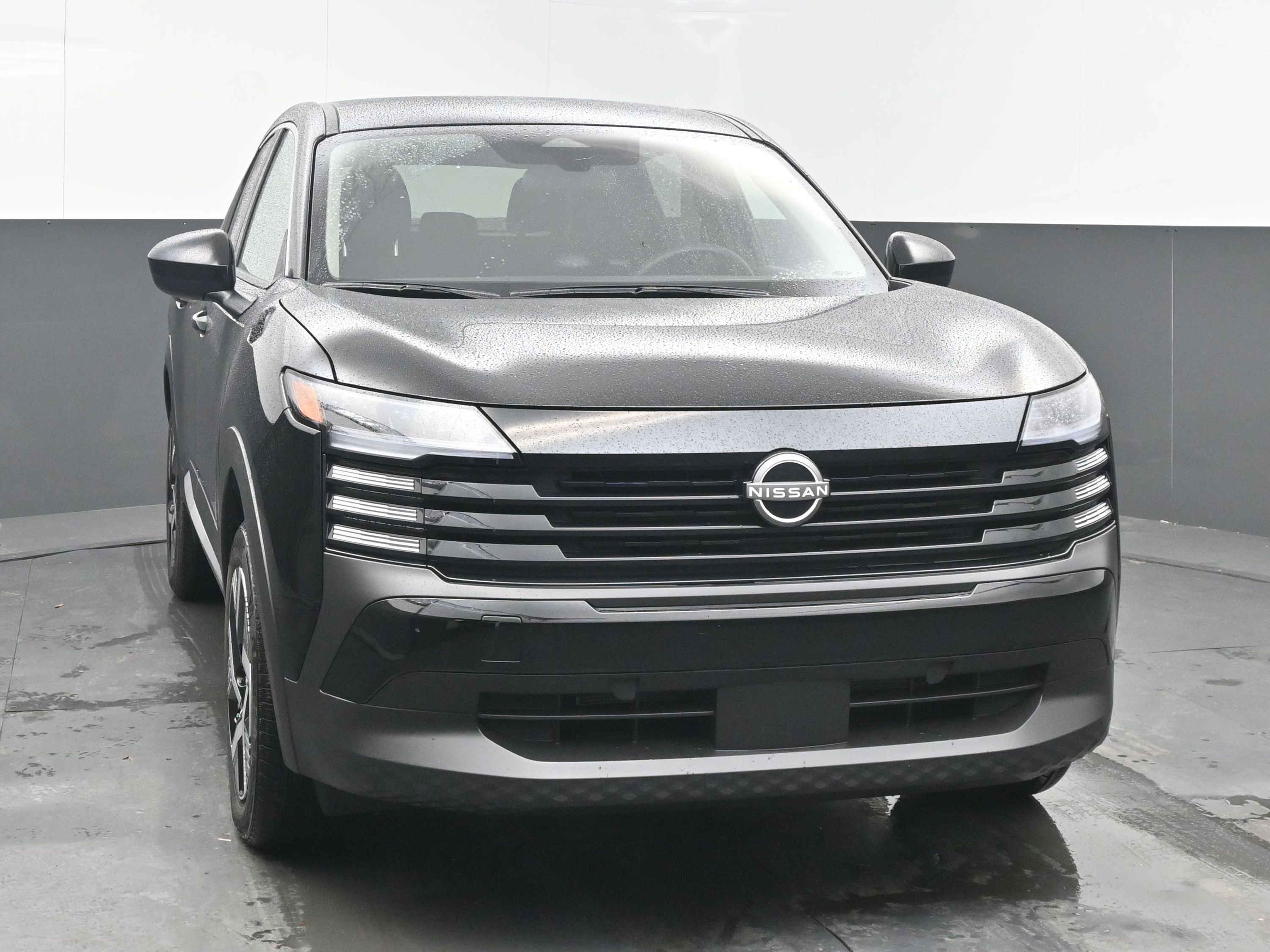 Certified 2025 Nissan Kicks SV image 2