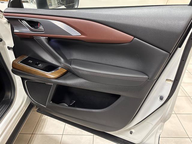 Used 2018 MAZDA CX-9 Signature AWD/4WD image 19