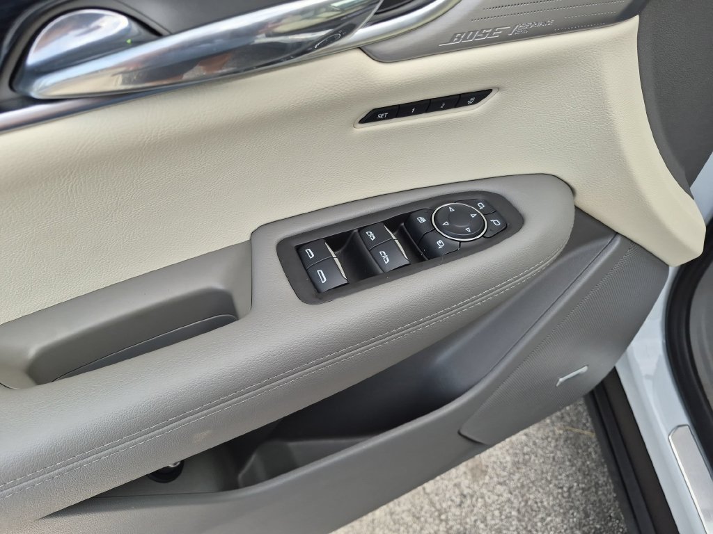 Certified 2025 Cadillac XT6 Premium Luxury w/ LPO, Floor Liner Package AWD/4WD image 11