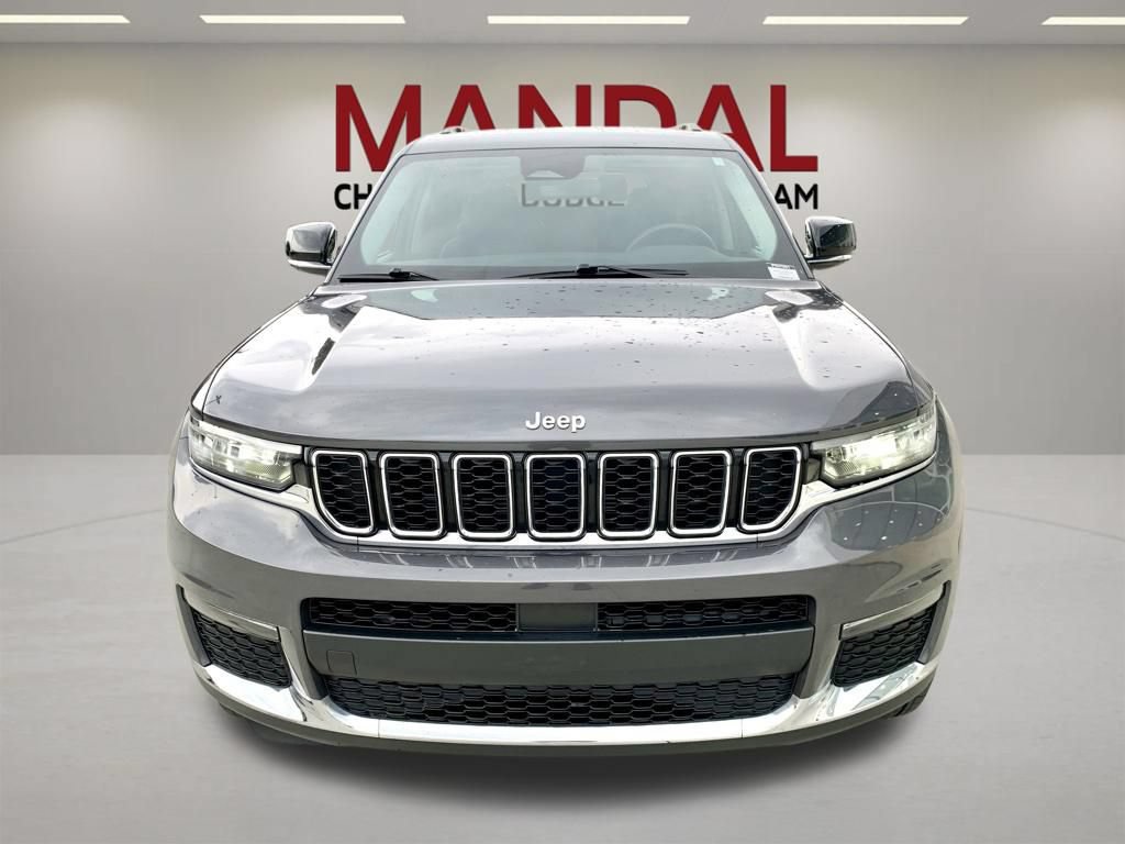 Used 2022 Jeep Grand Cherokee L Limited RWD image 3