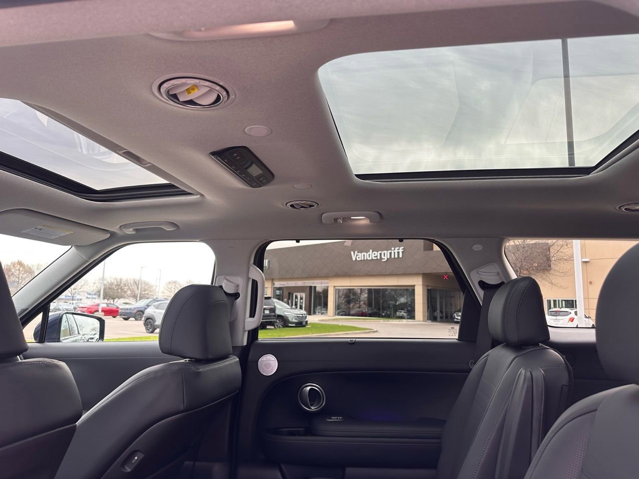 Certified 2026 Hyundai Palisade Limited image 24