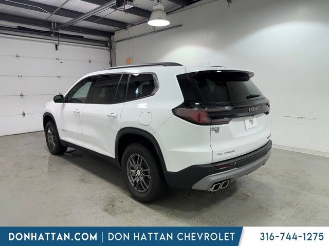 Used 2025 GMC Acadia Elevation FWD image 9
