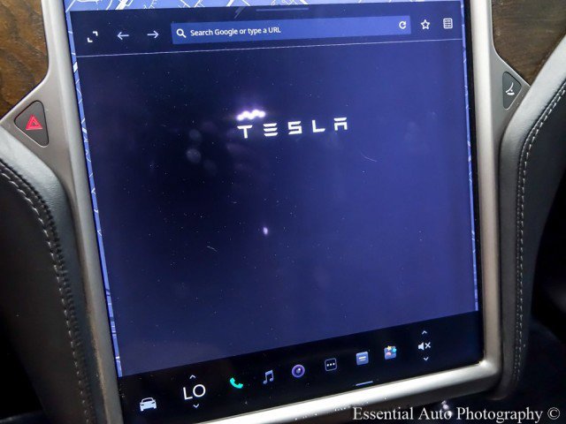 Used 2018 Tesla Model X 75D image 29