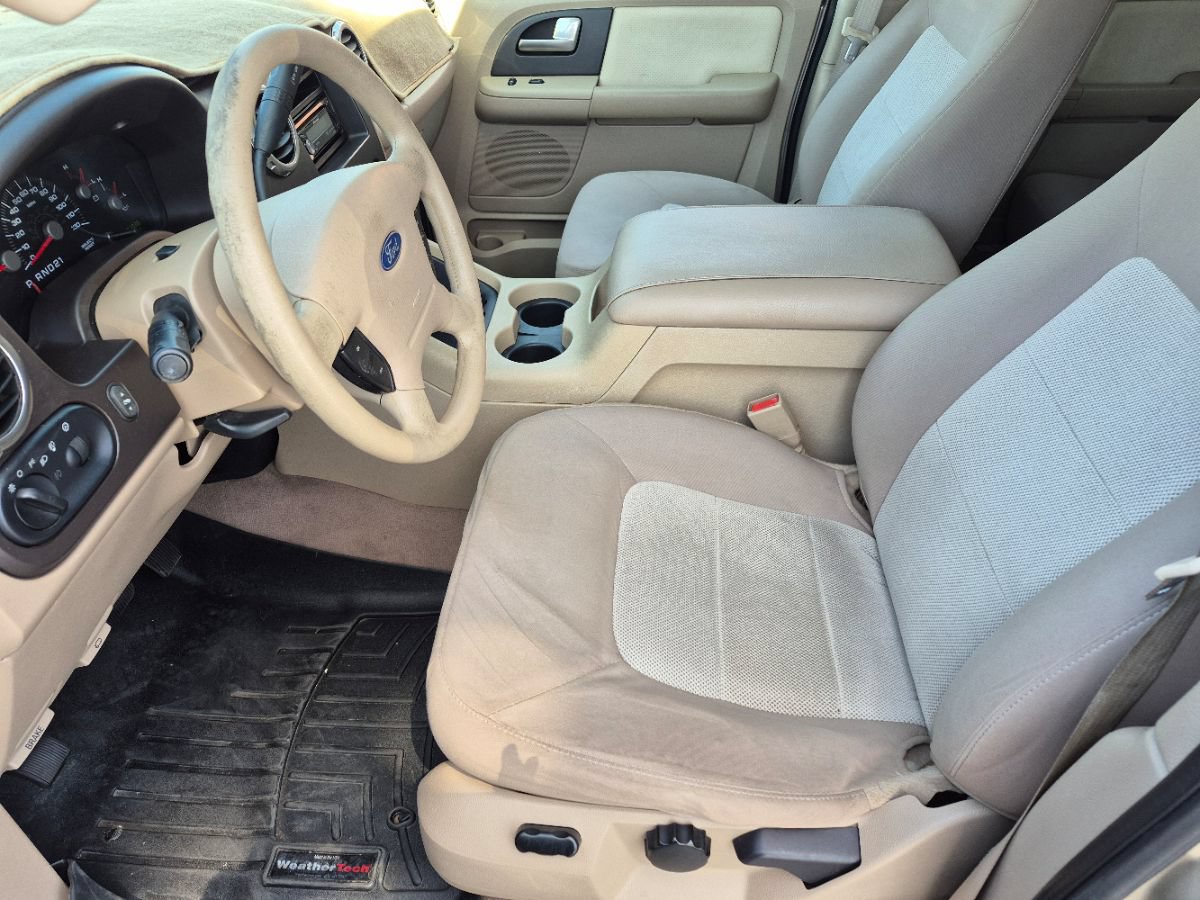 Used 2004 Ford Expedition XLT RWD image 37