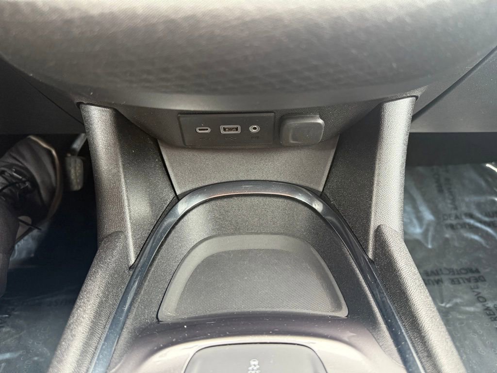 Used 2023 Chevrolet Malibu LT image 30