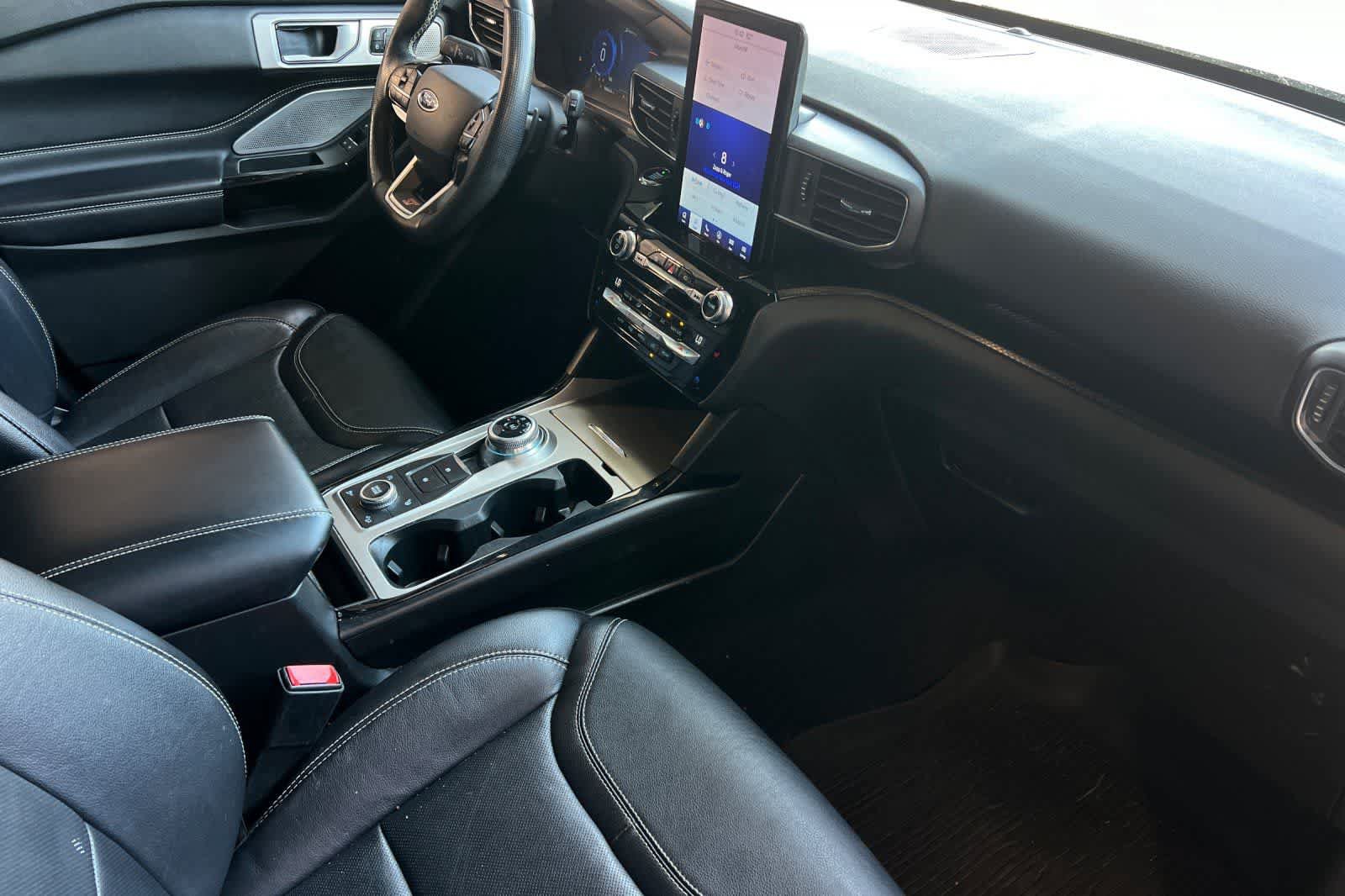 Used 2021 Ford Explorer ST w/ Equipment Group 401A AWD/4WD image 19