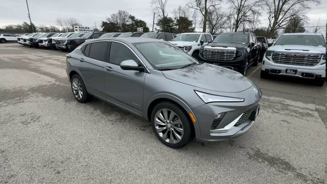 New 2026 Buick Envista Avenir image 2