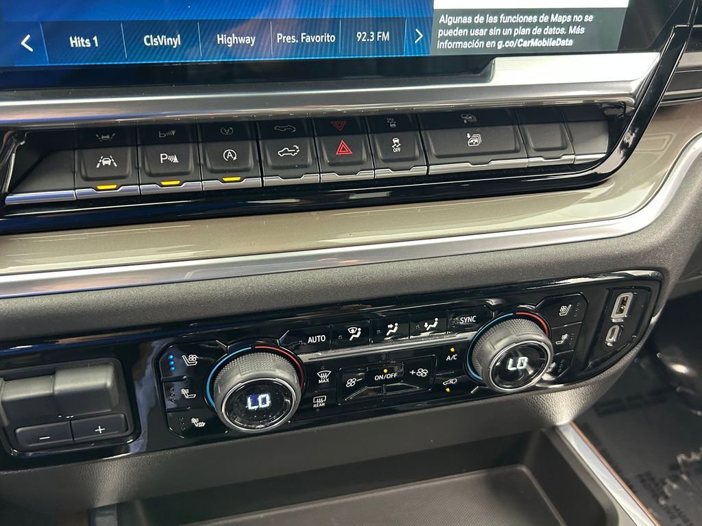 Used 2022 Chevrolet Silverado 1500 High Country image 29