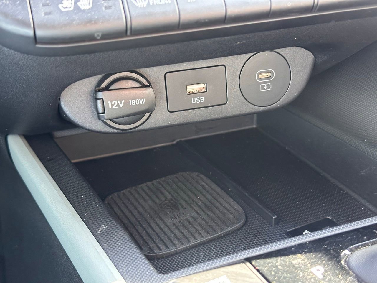 Certified 2024 Hyundai Elantra Limited image 34