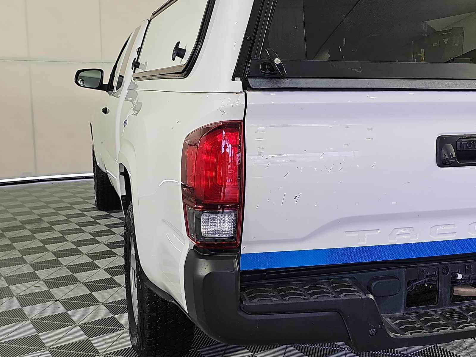 Used 2023 Toyota Tacoma SR RWD image 27