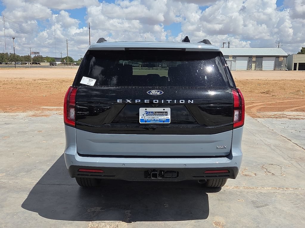 New 2027 Ford Expedition Max Active RWD image 4