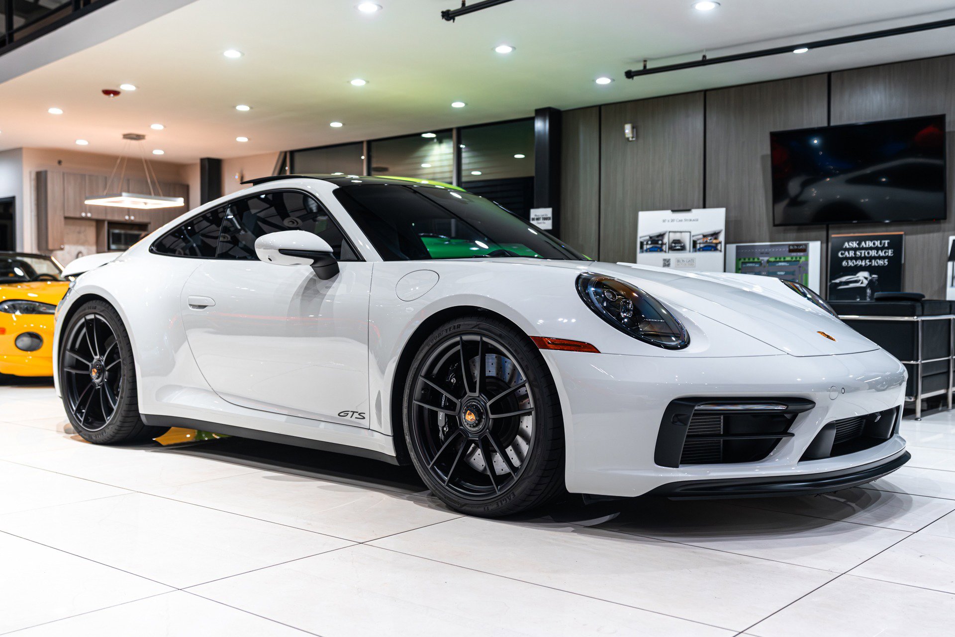 Used 2024 Porsche 911 Carrera 4 GTS image 5