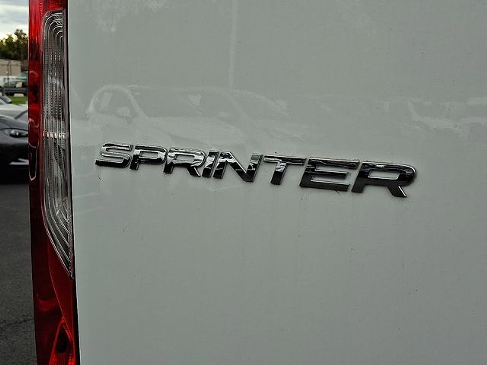 Used 2025 Mercedes-Benz Sprinter 2500 image 21