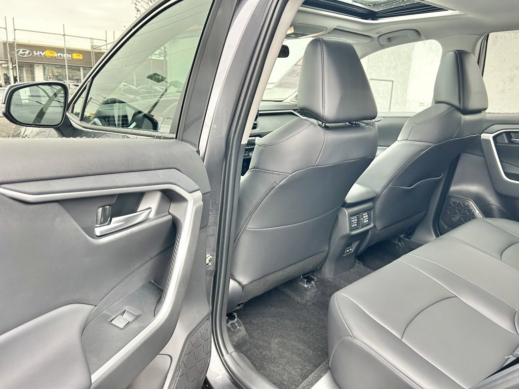 Certified 2025 Toyota RAV4 XLE Premium image 11