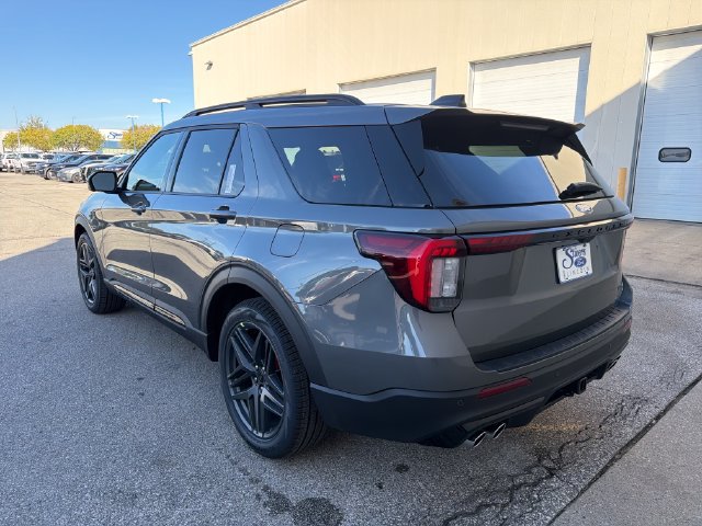 New 2027 Ford Explorer ST w/ Sun And Sound Package AWD/4WD image 9