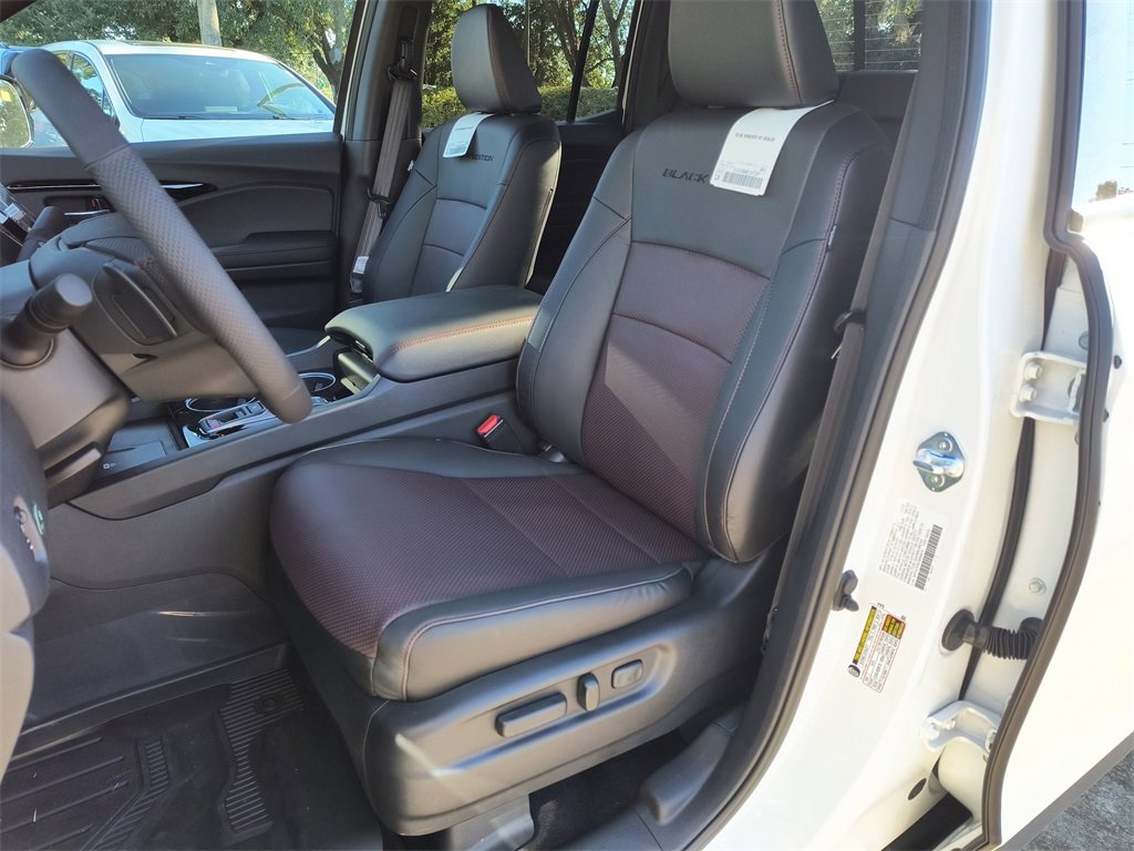 New 2026 Honda Ridgeline Black Edition image 7