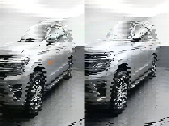Used 2023 Ford Expedition Max Limited image 7