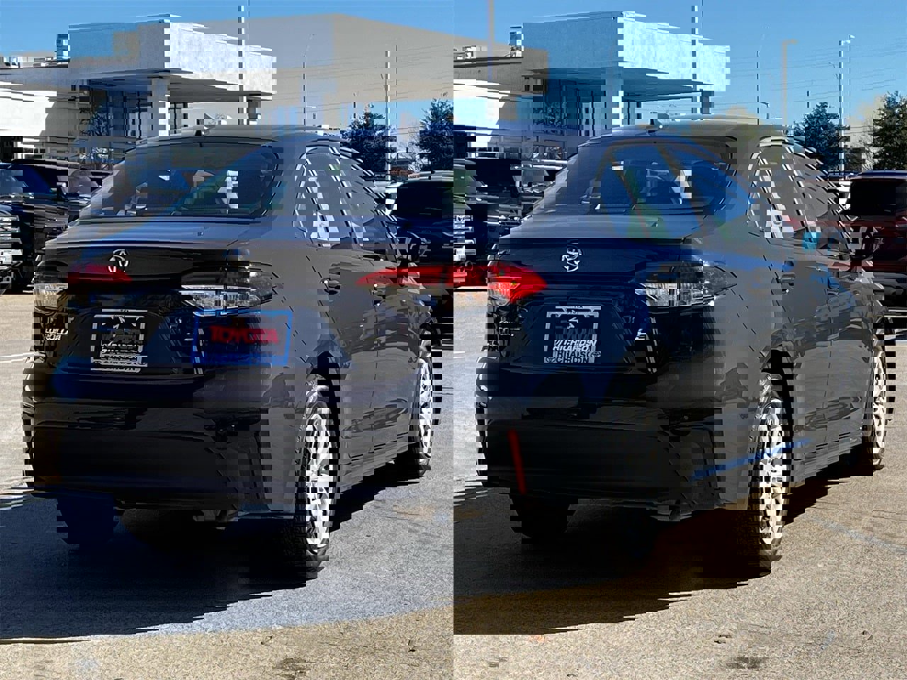 Used 2024 Toyota Corolla LE image 4