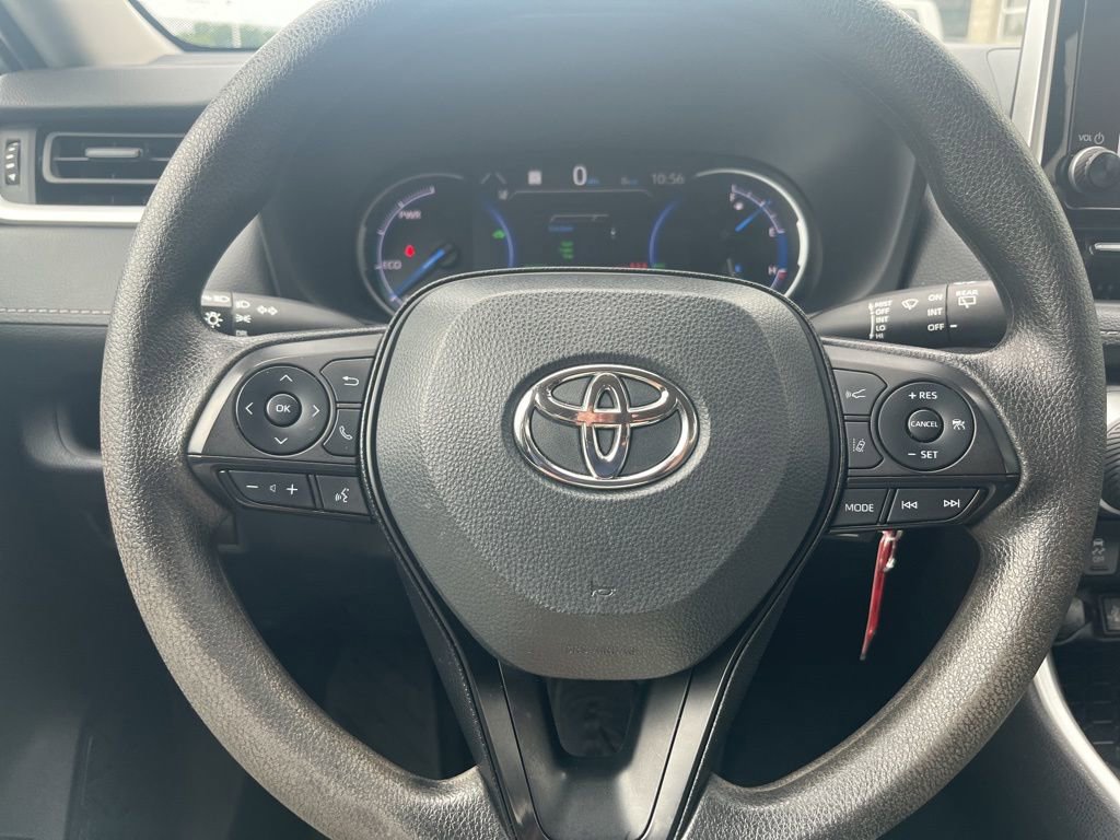 Used 2023 Toyota RAV4 LE image 18