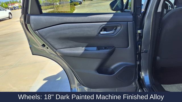 Used 2025 Nissan Rogue SV image 15