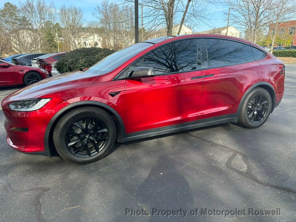 Used 2025 Tesla Model X image 12