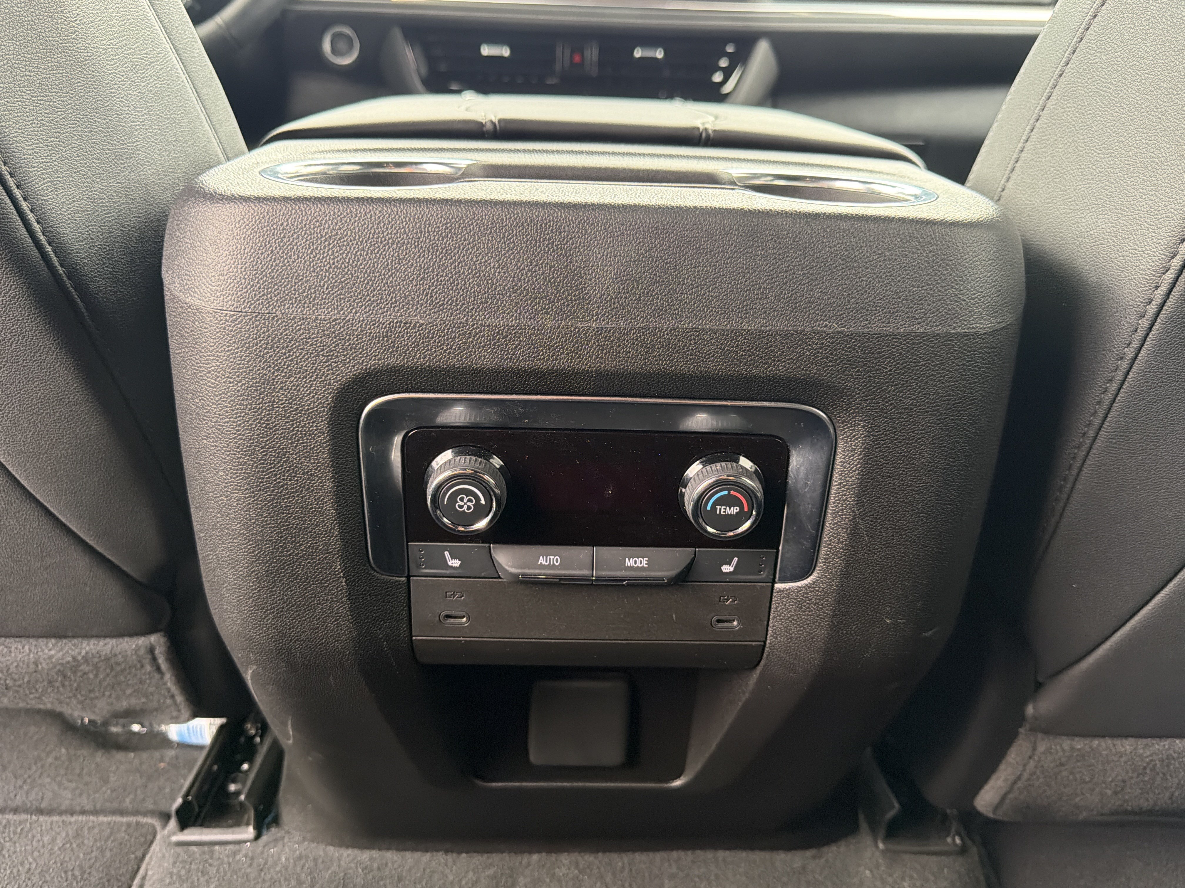 Used 2025 Chevrolet Tahoe Z71 w/ Comfort Package AWD/4WD image 42