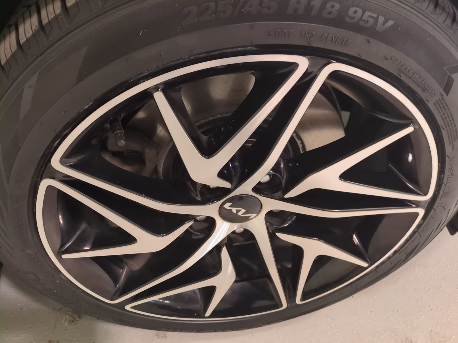 Certified 2022 Kia Stinger GT-Line w/ Sun & Sound Package image 21